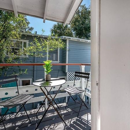 Jungle Themed Apt. Close To Coffee, Food + Shops! Tampa Esterno foto