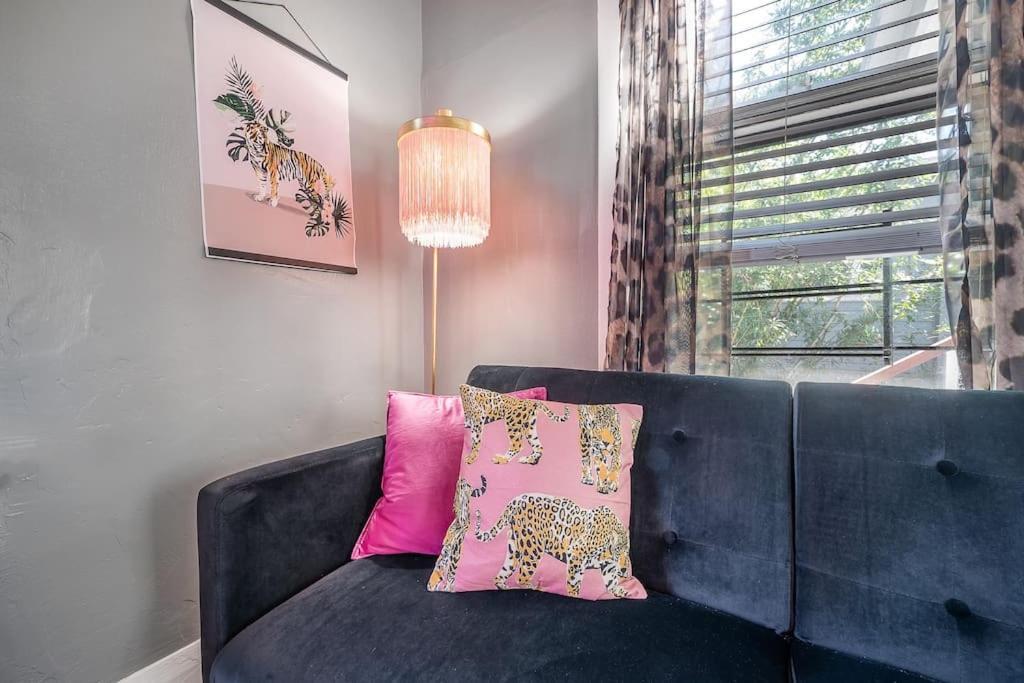 Jungle Themed Apt. Close To Coffee, Food + Shops! Tampa Esterno foto
