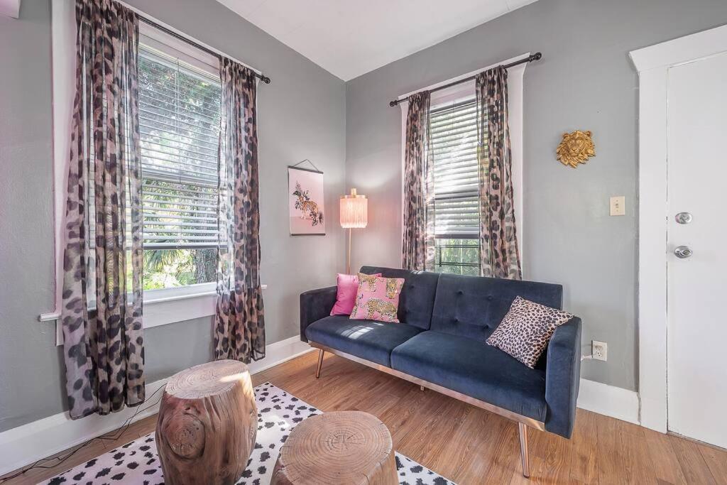 Jungle Themed Apt. Close To Coffee, Food + Shops! Tampa Esterno foto